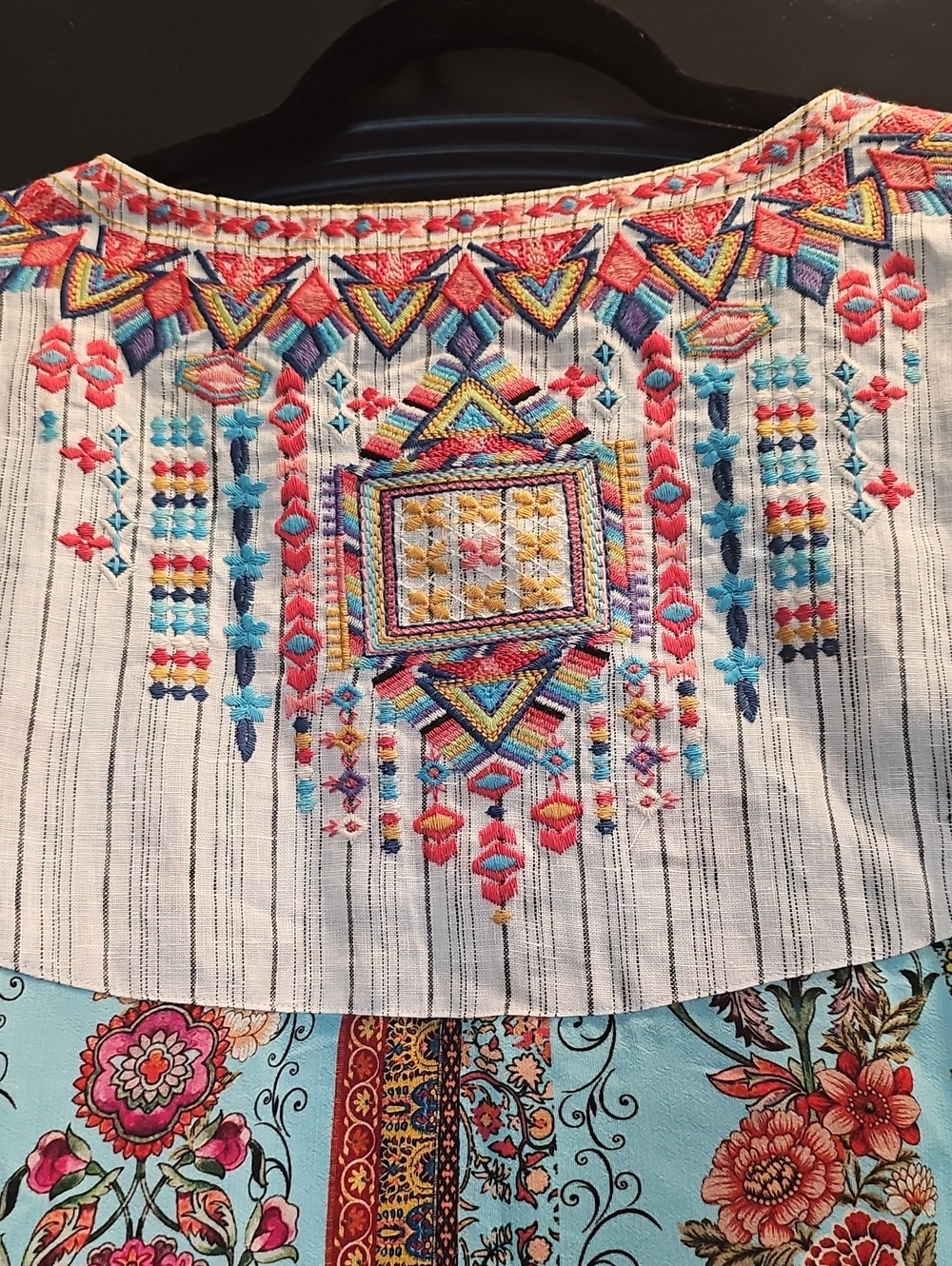 John Mark Embroidered Top - Picture 7 of 9